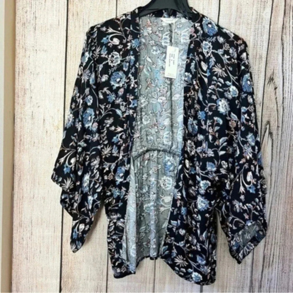Sim & Sam Floral women’s kimono cardigan Size Small